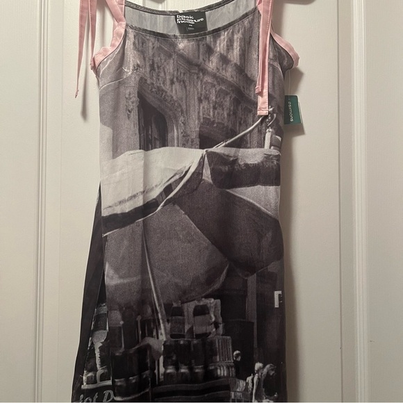 NWT Basic Pleasure Mode Bowtie City Print Satin Long Dress - Picture 12 of 14